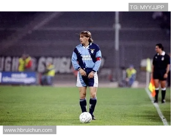 意大利足球明星从昔日辉煌到今日挑战的全面对比分析