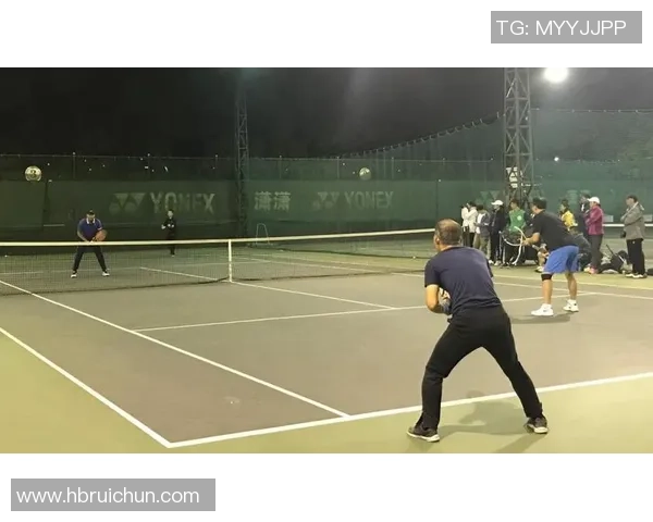 武汉网球队意识对比分析：探讨团队协作与个人表现的关系